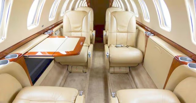 CJ3 interior View front